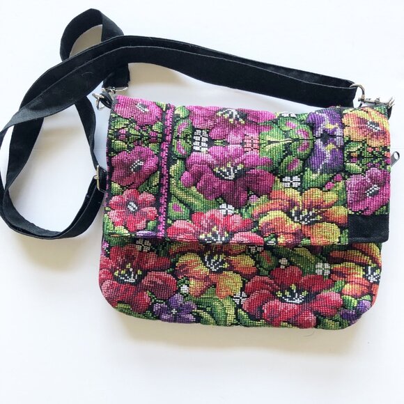 ALTIPLANO Huipile Guatemalan Floral Embroidered Tapestry Crossbody Purse - Picture 1 of 7